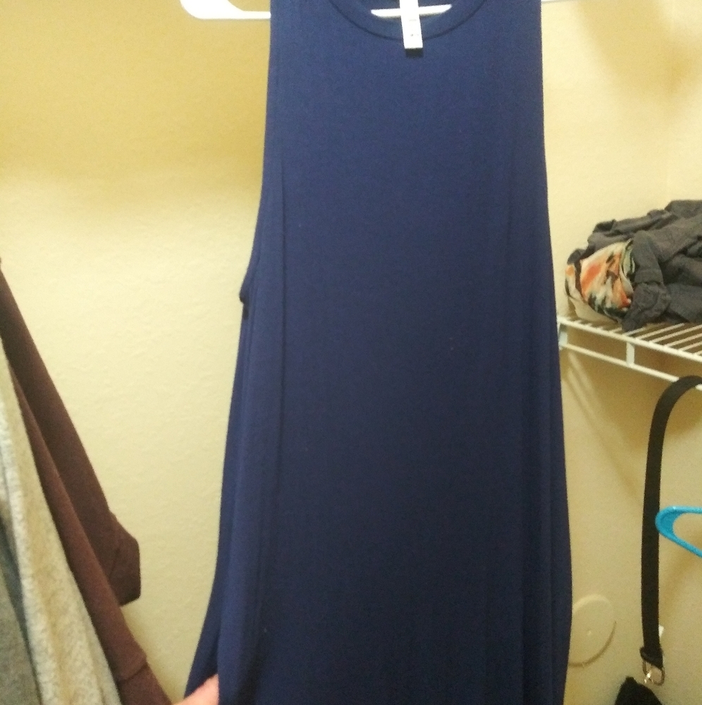 Jolie blue dress with 2 side pockets